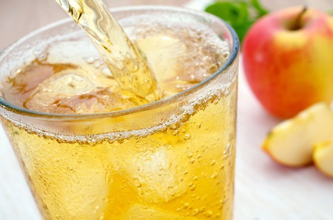 Apple Sparkling Water The Perfect Refreshment for Any Occasion