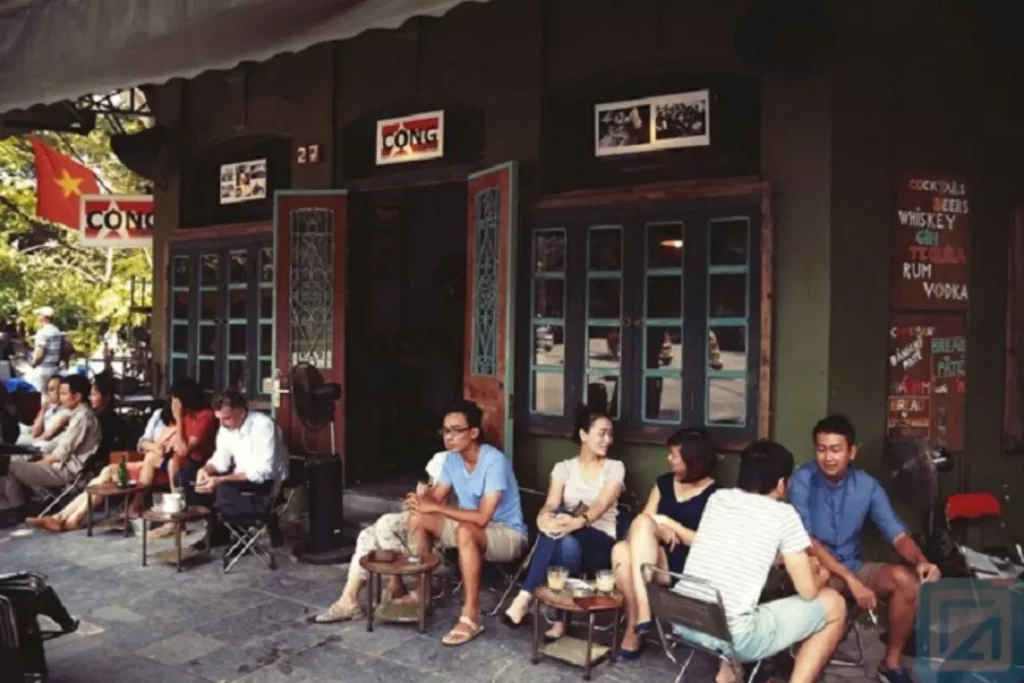 Vietnamese Coffee Guide: Brewing, Types,  Recipes